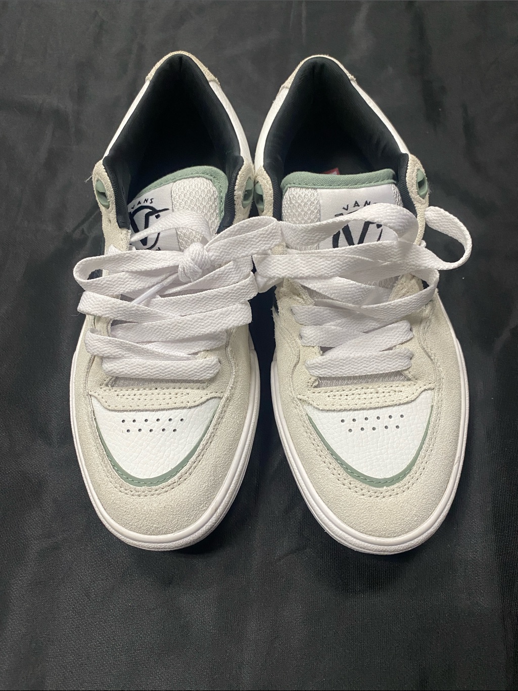 Vans Rowan 2 Blanc De Blanc Mint Green Sneakers (Size 5.5)